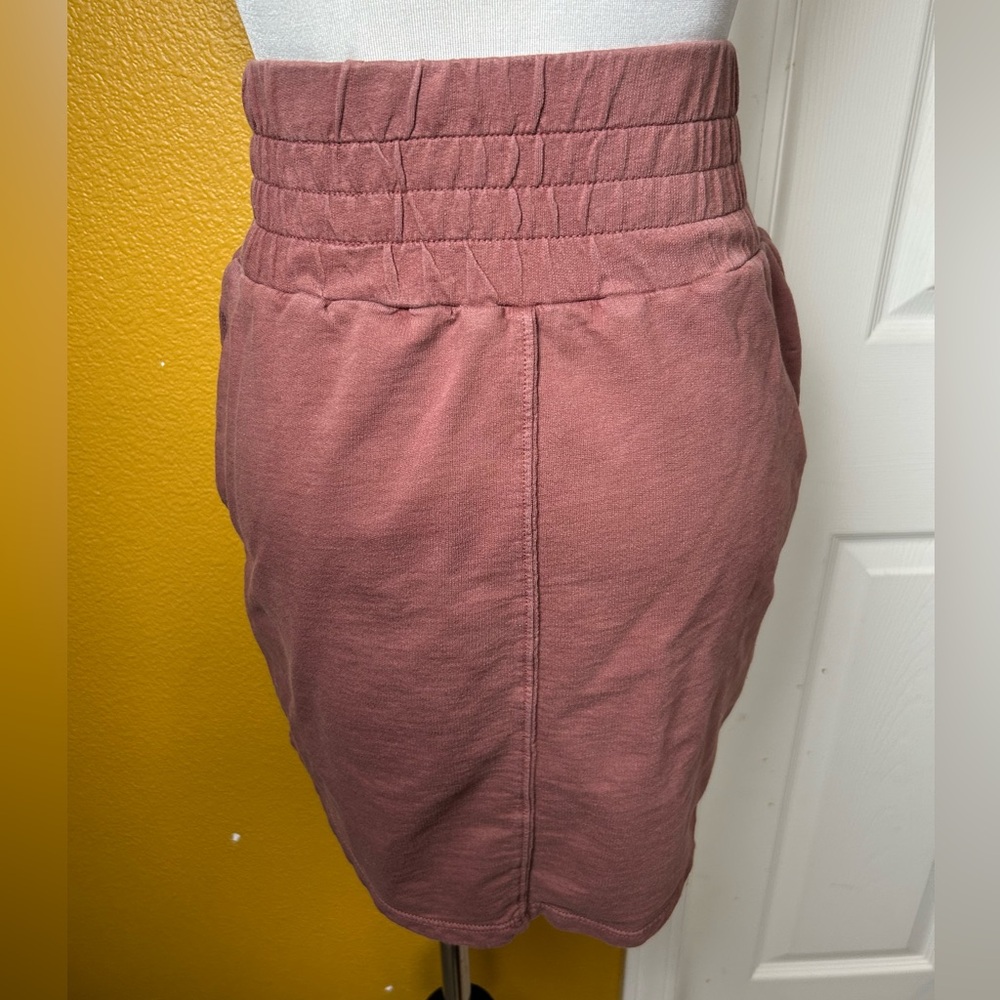 ASOS, rust skirt!! - Picture 3 of 9